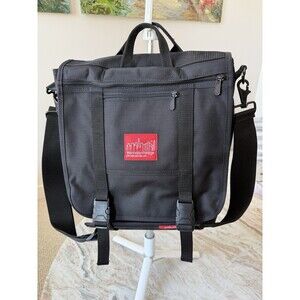NWT Manhattan Portage Commuter Laptop Bag Messenger Backpack Black Travel City